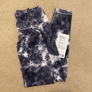 NWT Wunder Under tight 25”